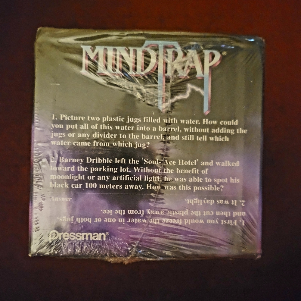 NWT VINTAGE 1991 MINDTRAP GAME THE GAME THAT WILL CHANGE THE WAY YOU THINK AG12+ - Picture 3 of 6